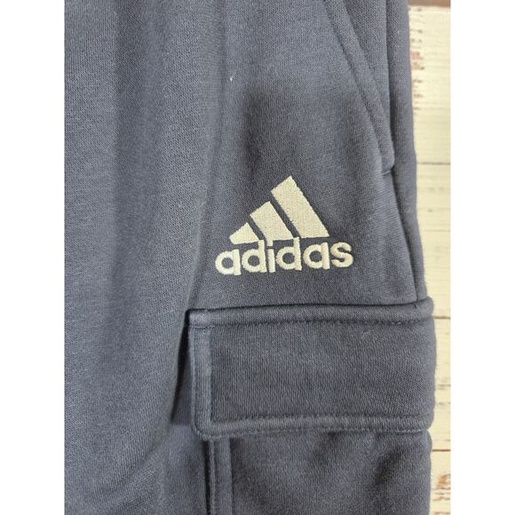 Adidas LOT of 2 pair of mens shorts size medium - Picture 7 of 7